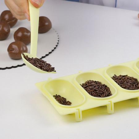 Chocalho Para Confeitar Bolear Docinhos Brigadeiros BlueStar Imagem de Chocalho Para Confeitar Bolear Docinhos Brigadeiros BlueStar