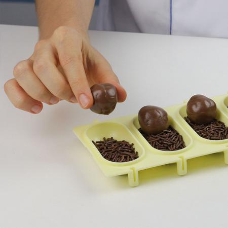 Chocalho Para Confeitar Bolear Docinhos Brigadeiros BlueStar Imagem de Chocalho Para Confeitar Bolear Docinhos Brigadeiros BlueStar
