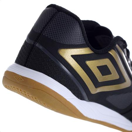 Imagem de Chuteira Umbro Futsal Pro 5 Bump Club Preto Dourado e Grafite - Masculina