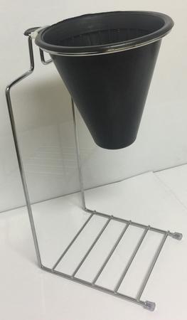Imagem de Coador de Café Individual em Plástico Preto Passador Suporte Cromado