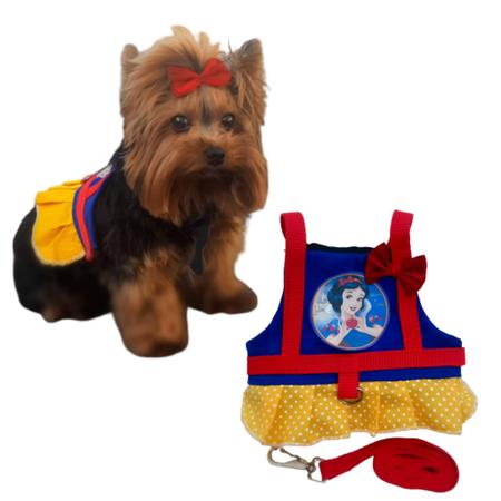 Coleira Peitoral com Guia de Passeio para Cachorro e Gato Branca de Neve - Duda Vest Imagem de Coleira Peitoral com Guia de Passeio para Cachorro e Gato Branca de Neve