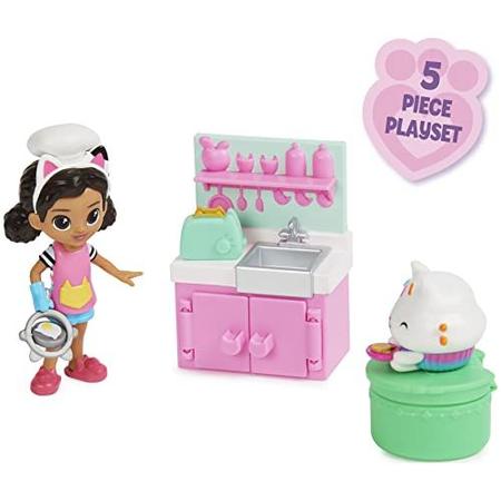 Imagem de Conjunto Cozinha Gabby/s Dollhouse p/ Almoço e Lanche c/ 2 Bonecos de Brinquedo, Acessórios e Móvel, p/ Crianças +3