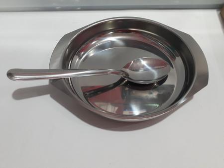 Imagem de Conjunto de Arroz em aço inox. Contém duas pçs: 1 cumbuca de aço inox + 1 colher de aço inox