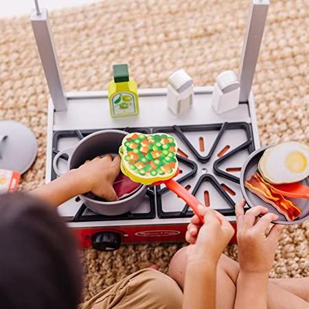 Melissa and doug store wooden cooktop set