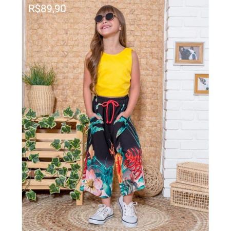 Calça pantacourt estampada com cropped 2025