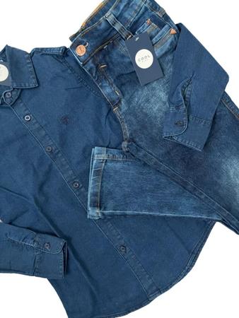 Camisa jeans best sale com calça preta