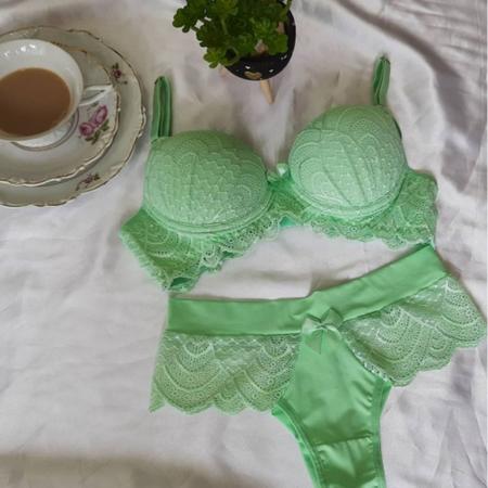 Imagem de Conjunto Lingerie Calcinha e Sutiã com Bojo e Renda Verde Limão