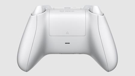 Lounge Games - Robot White é a versão branca dos novos controles da família  Xbox Quando o Xbox Series S foi vazado pela primeira vez, foi através de um  modelo branco do