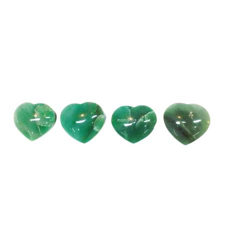 Imagem de Coração de Cristal Natural de Quartzo Verde