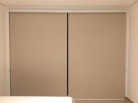 Cortina Persiana Rolo Blackout Sleep 1,20 L X 1,20 A Branco - Italian Persianas Imagem de Cortina Persiana Rolo Blackout Sleep 1,20 L X 1,20 A Branco