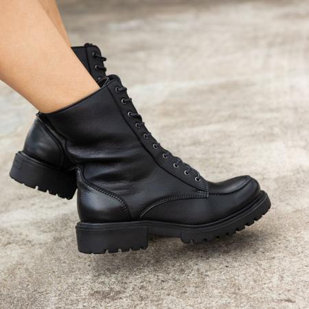 Coturno Mezzo Punto Em Couro de Cabra Preto Coturno Feminino