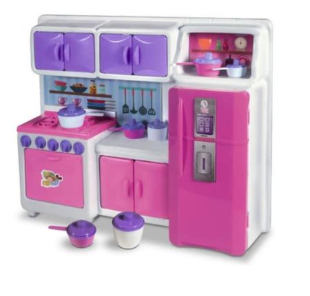 Cozinha De Brinquedo Com Geladeira Utensílios Rosa - SHOPBR Imagem de Cozinha De Brinquedo Com Geladeira Utensílios Rosa