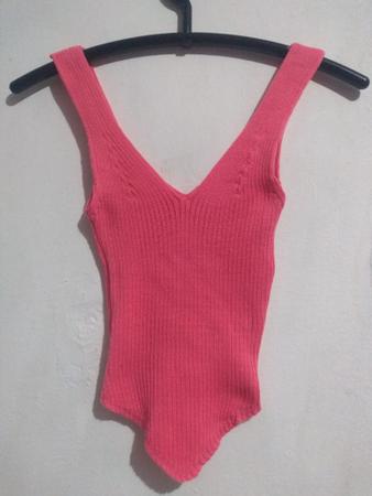 Imagem de Cropped blusinha feminino rosa de tricot - Tamanho P/M