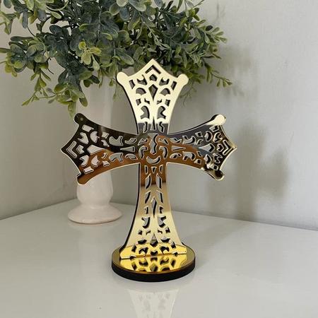 Imagem de Cruz Crucifixo Decorativo de mesa em Acrílico LINDO 15x18cm