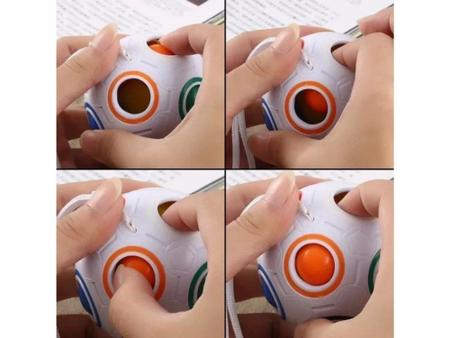 Football Fidget Cube Cubo Mágico Bola Jogo Quebra Cabeça Puzzle TikTok  Crianças Infantil 12 Buracos - Tiktoys - Quebra Cabeça - Magazine Luiza