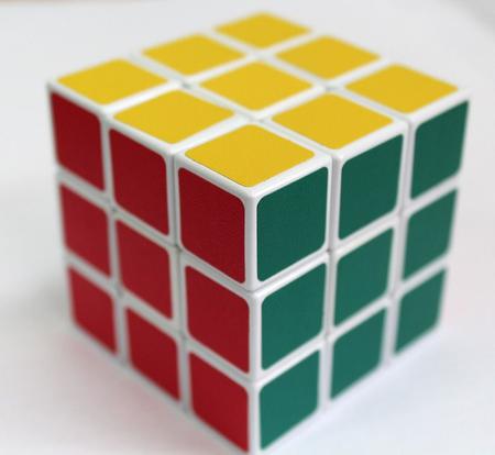 Cubo Mágico Magic Cube Profissional Original Giro Rapido 3x3x3 - Online - Cubo  Mágico - Magazine Luiza