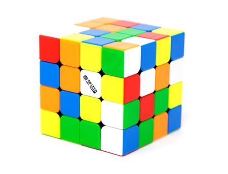 Cubo Mágico 4x4x4 Qiyi Speedcube Velocidade