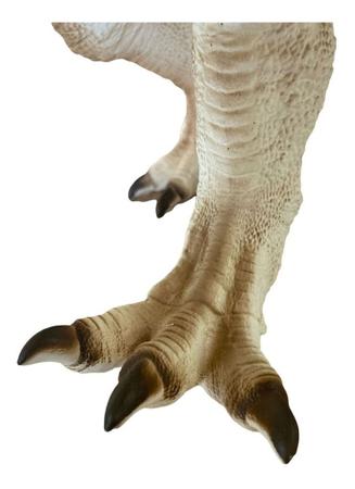 Dinossauro T-Rex Gigante De Vinil Invencible Hunter Articulado 74cm Branco  Com Creme - Alfabay - Cubo Mágico - Quebra Cabeças - A loja de  Profissionais e Colecionadores!