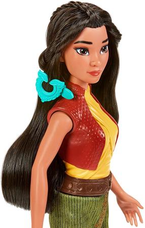 Disney's Raya and The Last Dragon Strength and Style Set Fashion Doll, Hair  Twisting Tool, Hair Clips, Toy for 5 Year Old Kids and Up - Outros Livros -  Magazine Luiza