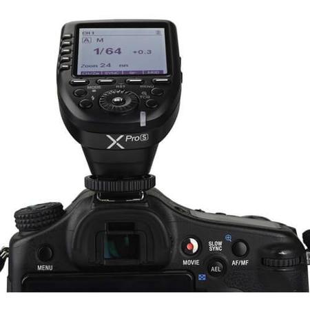 Godox AD100Proとtrigger xpros 浅黒い