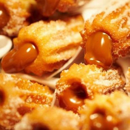 Doceiras para Churros Profissional kit com 2 Recheadeiras - R2 Imagem de Doceiras para Churros Profissional kit com 2 Recheadeiras