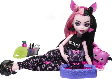 Imagem de Doll Monster High Draculaura Creepover Party com morcego de estimação