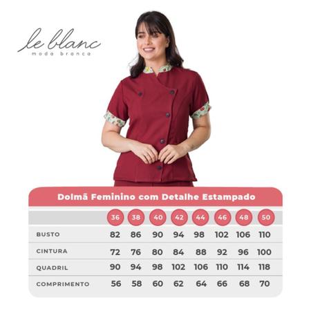 Imagem de Dolmã feminina com detalhe estampado