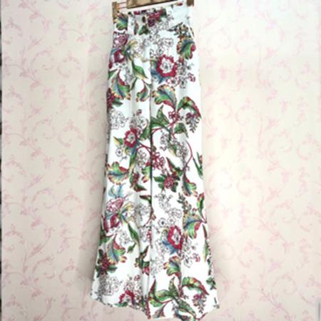DOUTORAS MODAS Calça Pantalona de Linho Estampada F8406 Tendencia 2024 Imagem de DOUTORAS MODAS Calça Pantalona de Linho Estampada F8406 Tendencia 2024
