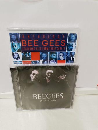 Dvd Bee Gees Anthology + CD One Night Only - STRINGS Imagem de Dvd Bee Gees Anthology + CD One Night Only