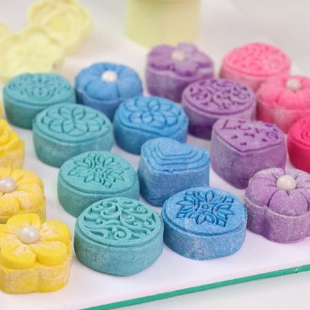 Imagem de Ejetor Max 4 Moldes Para Brigadeiro Doces Flores Coração Massas