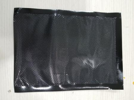 Imagem de Embalagem APEX (Nylon-Poli) C/ Ranhuras formato de Diamante - Total Black Shield Tipo Rolo” 22cm x 15metros -  unidade