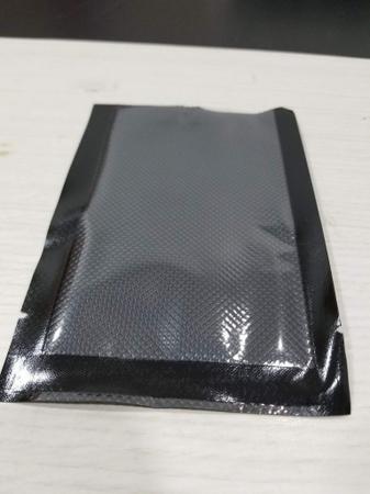 Imagem de Embalagem APEX (Nylon-Poli) C/ Ranhuras formato de Diamante - um lado Black Shield Tipo Rolo” 14cm x 15metros -  unidad