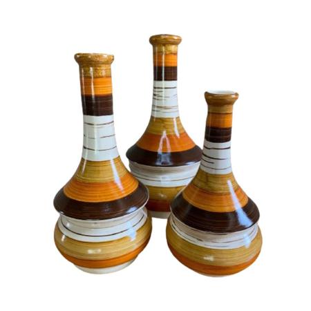 Imagem de Enfeite Kit Decorativo Sala Cerâmica Trio de Vasos - Torre