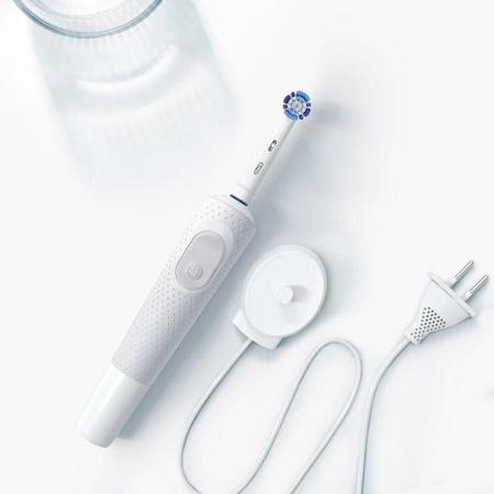 Imagem de Escova Elétrica Oral-B Vitality Precision Clean - 110v