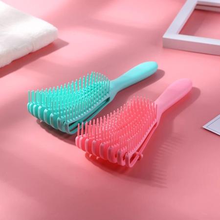 Escova Pente Polvo Para Cabelo Cacheado Penteado - Nibus Imagem de Escova Pente Polvo Para Cabelo Cacheado Penteado