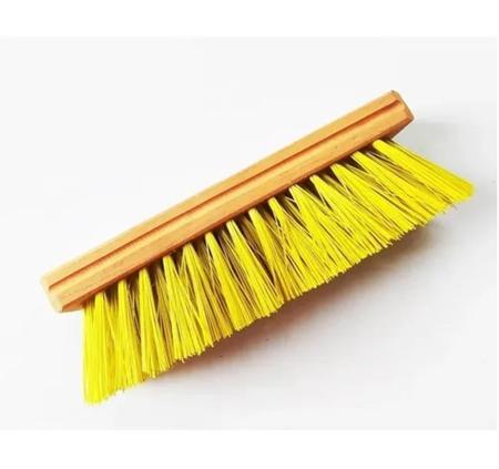Escovão + Raspadeira De Borracha + Ranilha Para Cavalo - Selaria Master Imagem de Escovão + Raspadeira De Borracha + Ranilha Para Cavalo