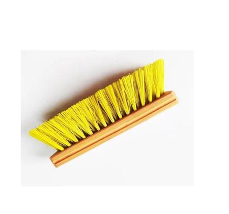 Escovão + Raspadeira De Borracha + Ranilha Para Cavalo - Selaria Master Imagem de Escovão + Raspadeira De Borracha + Ranilha Para Cavalo