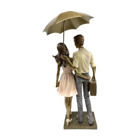 Imagem de Escultura Família Casal Guarda-chuva E Mala Em Resina 40cm