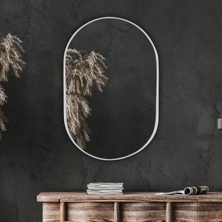 Imagem de Espelho de Vidro Oval Londres com Borda Branca 50x40cm