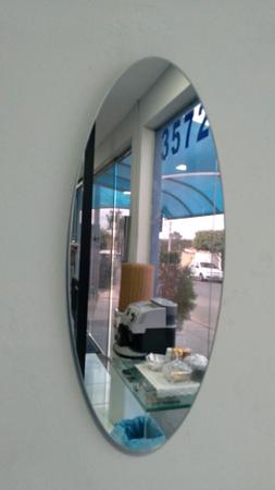 Imagem de Espelho oval para banheiro casa e decoração