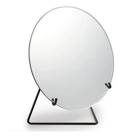 Imagem de Espelho redondo com suporte em metal