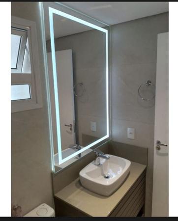 Imagem de Espelho retangular grande jateado com Led 70x90 lapidado, banheiro, decoração, salão, maquiagem.
