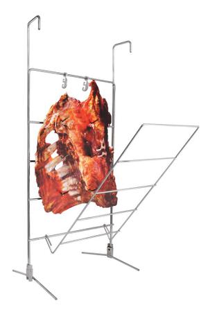 Imagem de Espeto Fogo de Chão em Aço Cromado com Trava de Segurança e Base Fixa para Carnes Costela