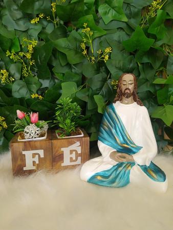 Imagem de Estatua Jesus Meditando Orando Turqueza Decoração