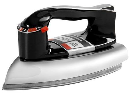 Imagem de Ferro de Passar Roupa a Seco Black&Decker VFA-1110 Preto