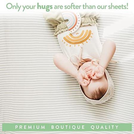 Imagem de Folhas equipadas com berço para bebê ao lado de Dreamer Bedside Sleeper e Chicco Next2Me  Encaixa 20 x 33 Colchão  Snuggly Soft Jersey Cotton  Cinza  2 Pacote