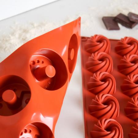 Imagem de Forminha em Silicone Bombom Trufa Chocolate 15 Cavidades