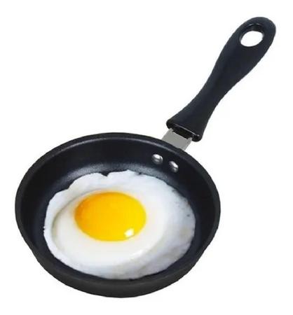 Imagem de Frigideira  Alumínio Preto  antiaderente para fritar  ovo  e Omelete de alta qualidade . - Fortaleza