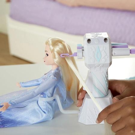 Boneca Elsa Lindas Tranças Frozen 2 - Hasbro E7002 em Promoção é no Buscapé