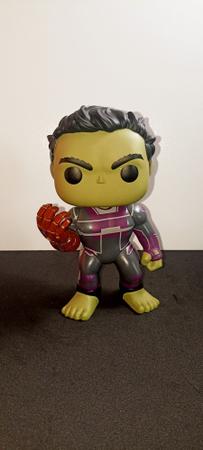 Funko pop hulk best sale guantelete